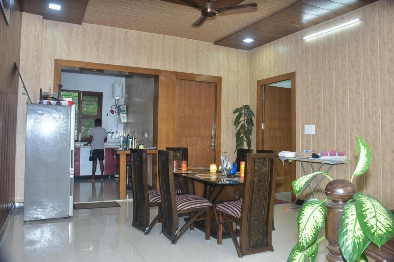 Shreshth Home Stay - Best Family Accommodation - 3Km From Har Ki Pauri, Haridwar, Uttarakhand Esterno foto