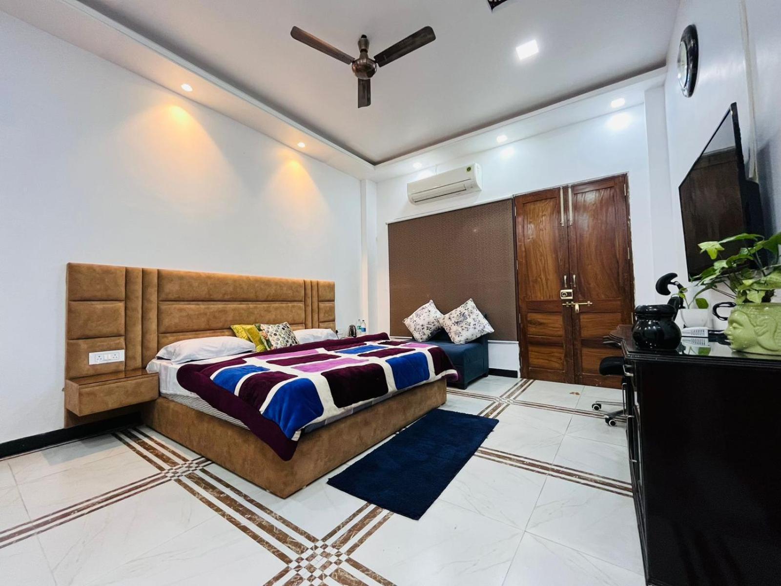 Shreshth Home Stay - Best Family Accommodation - 3Km From Har Ki Pauri, Haridwar, Uttarakhand Esterno foto