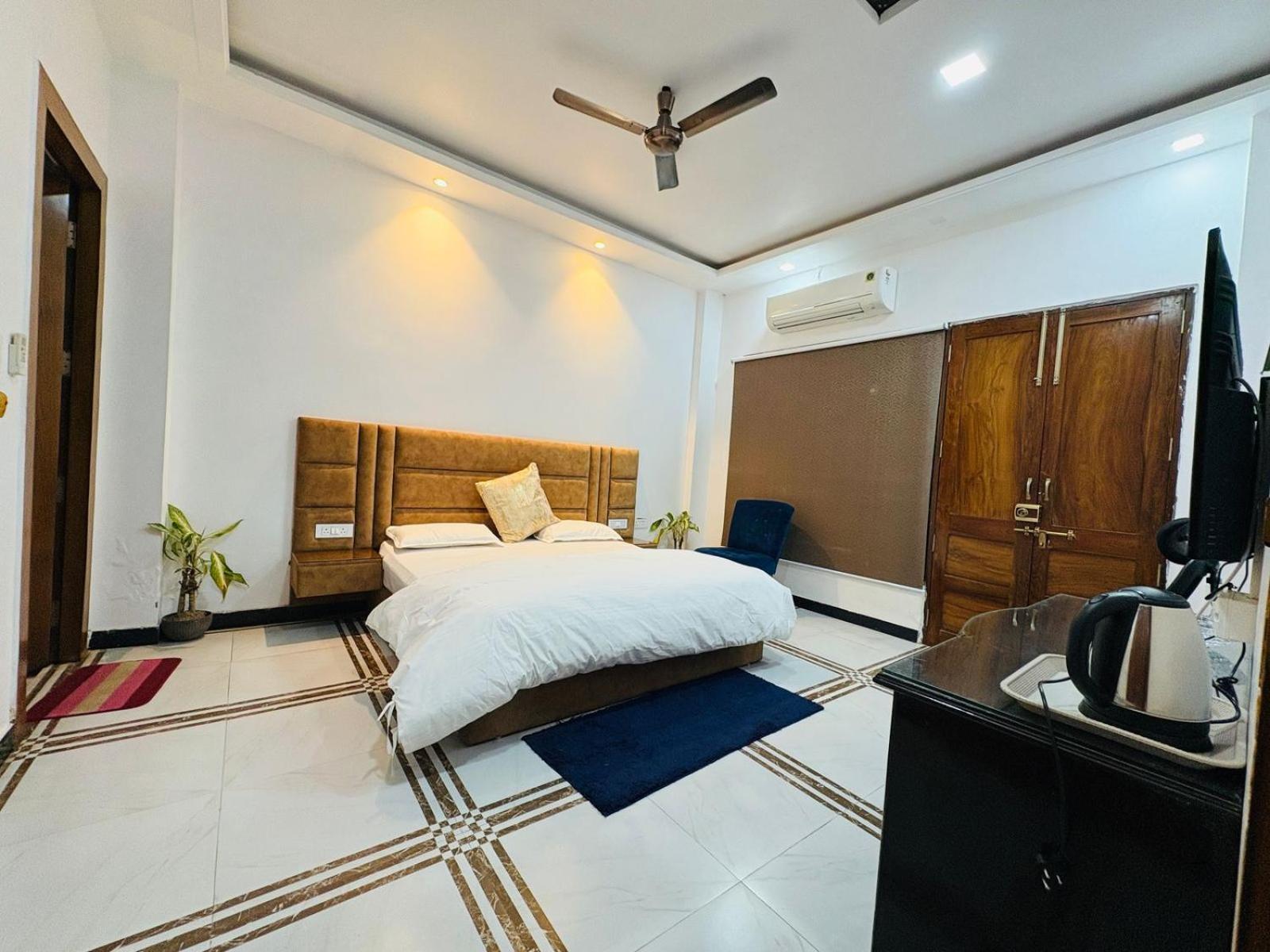 Shreshth Home Stay - Best Family Accommodation - 3Km From Har Ki Pauri, Haridwar, Uttarakhand Esterno foto